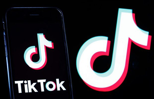 TikTok stays in app stores as U.S. judge temporarily blocks ban
